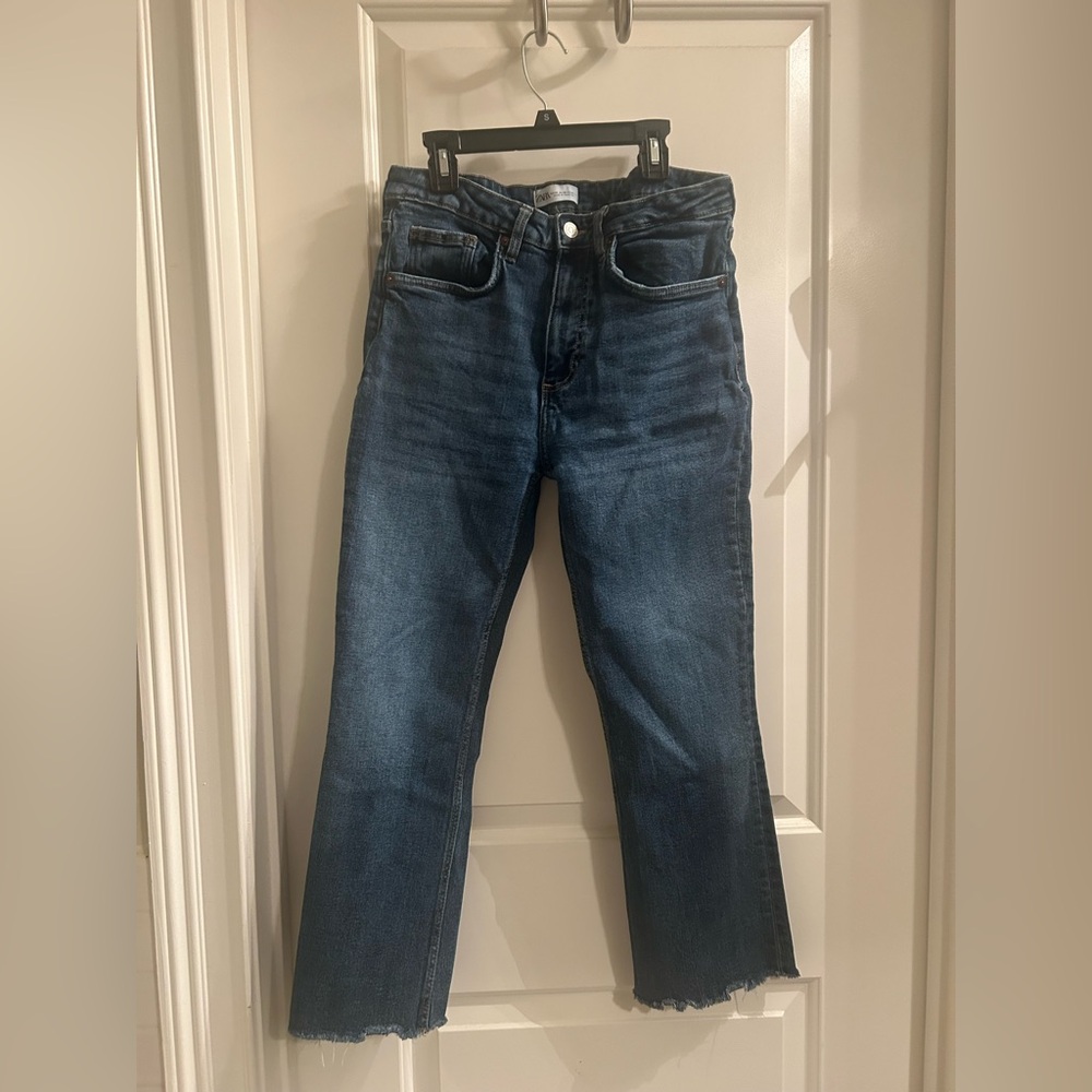 Zara Women’s Straight Leg Blue Jeans Raw Hem Size 8 (40 Euro)